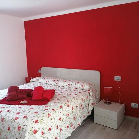 Casa Vacanza La Rosa Винадио Екстериор снимка